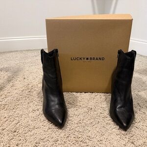 Lucky Brand Black Pointed Toe Leather Ankle Booties